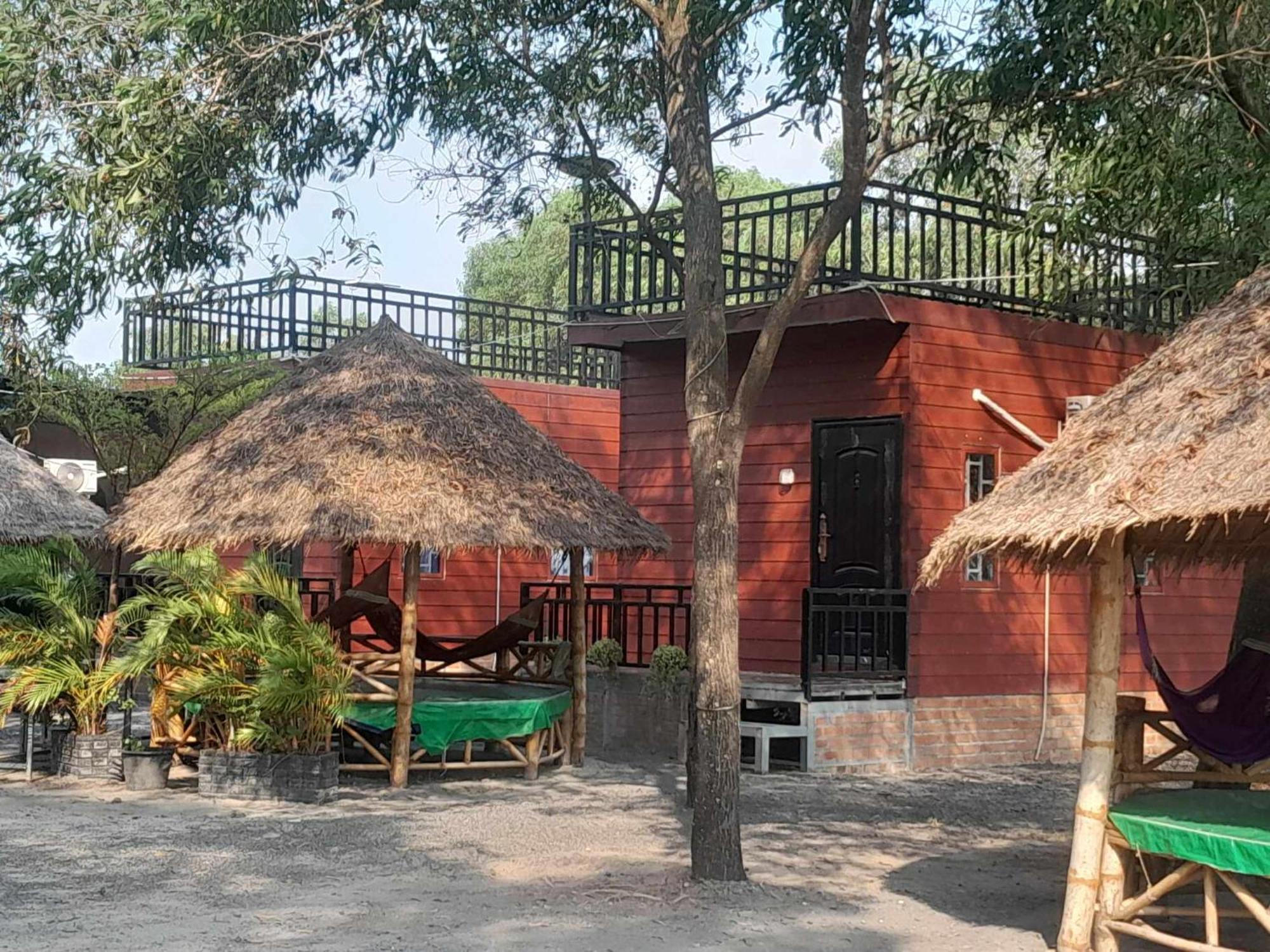 La Plage De Kampot By Lee & Hap Guest House المظهر الخارجي الصورة