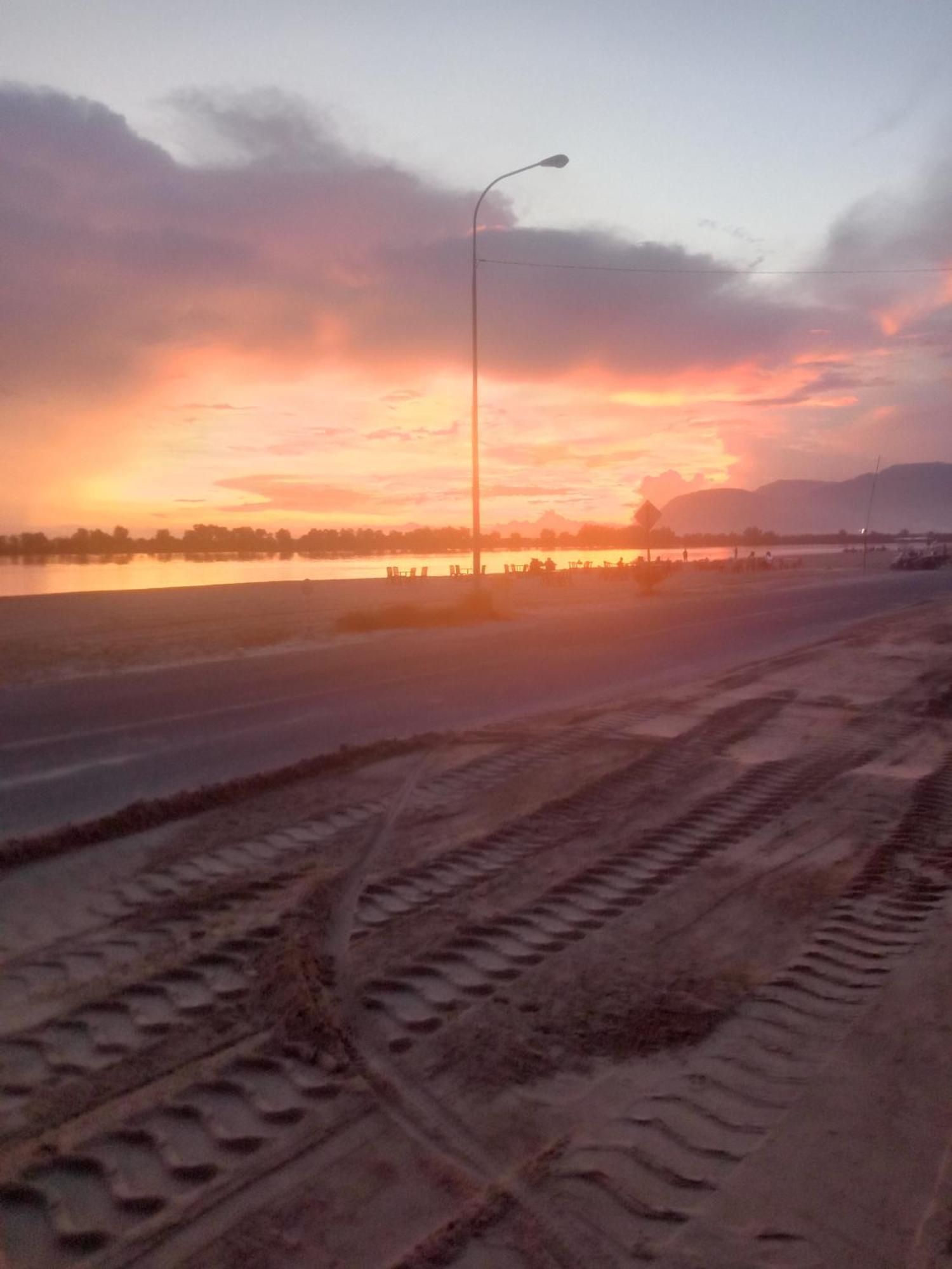 La Plage De Kampot By Lee & Hap Guest House المظهر الخارجي الصورة