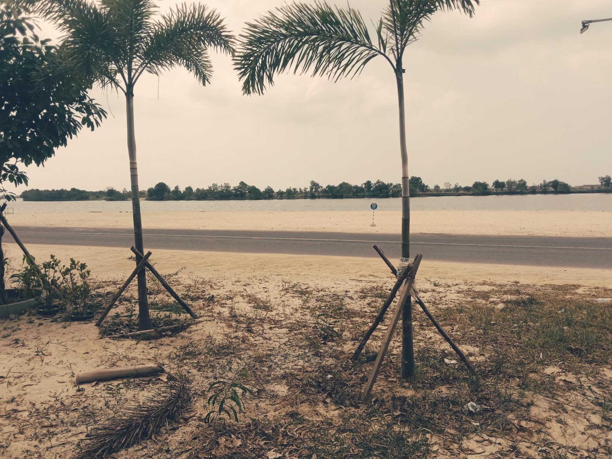 La Plage De Kampot By Lee & Hap Guest House المظهر الخارجي الصورة